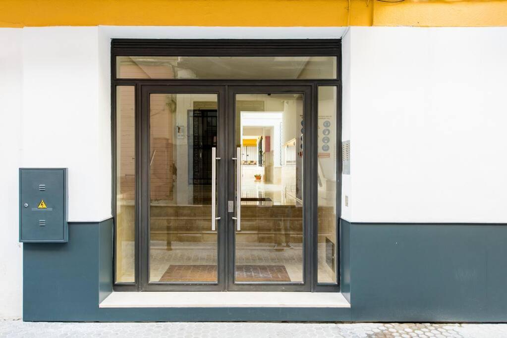 Eva Recommends Plaza Del Museo Apartment เซบีญา ภายนอก รูปภาพ